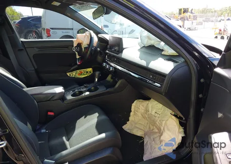 2024 Honda Civic Sport z USA, uszkodzony, nr VIN 19XFL2H83RE006239